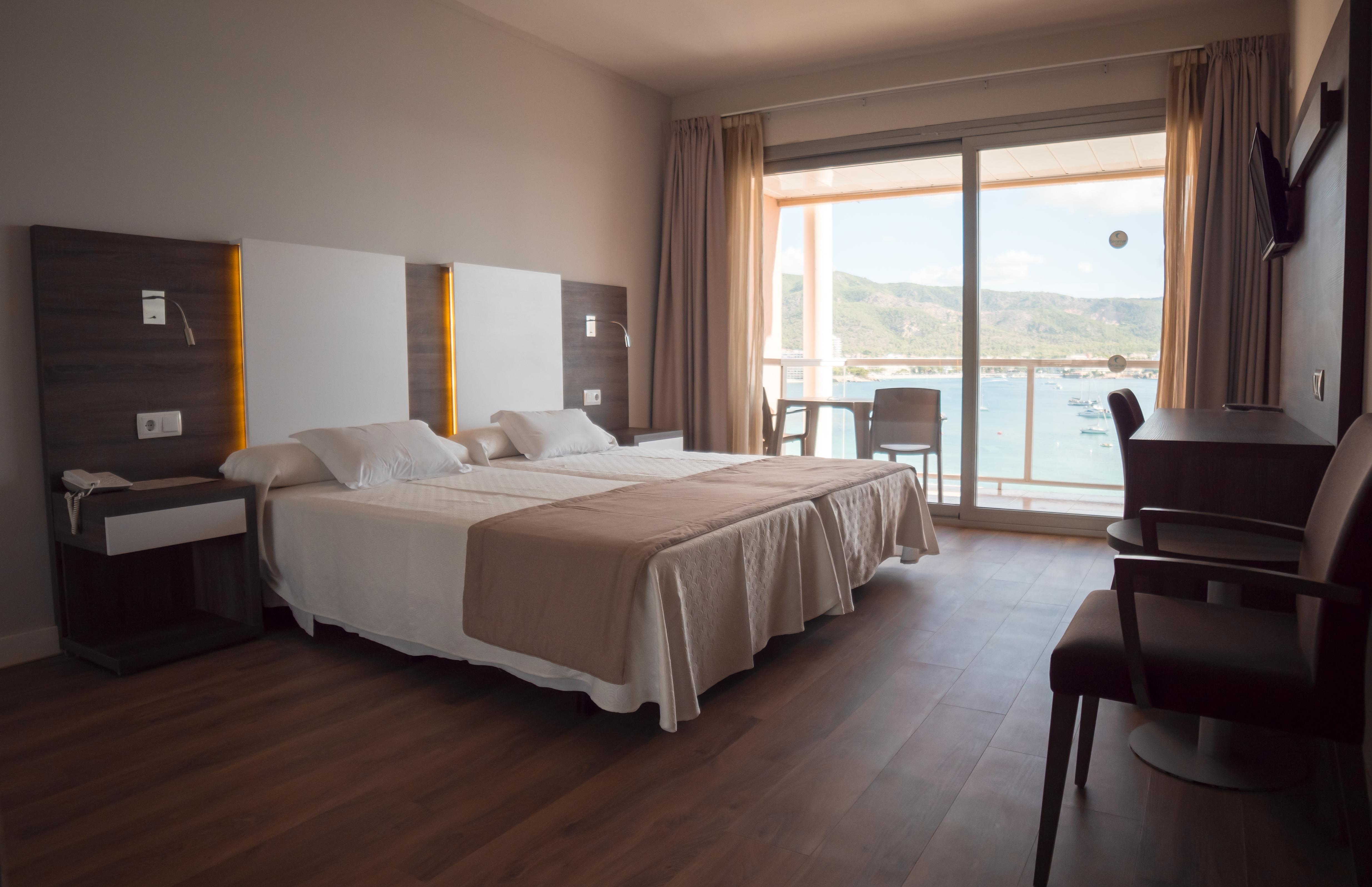 Seramar Hotel Comodoro Playa Пальма Нова Экстерьер фото